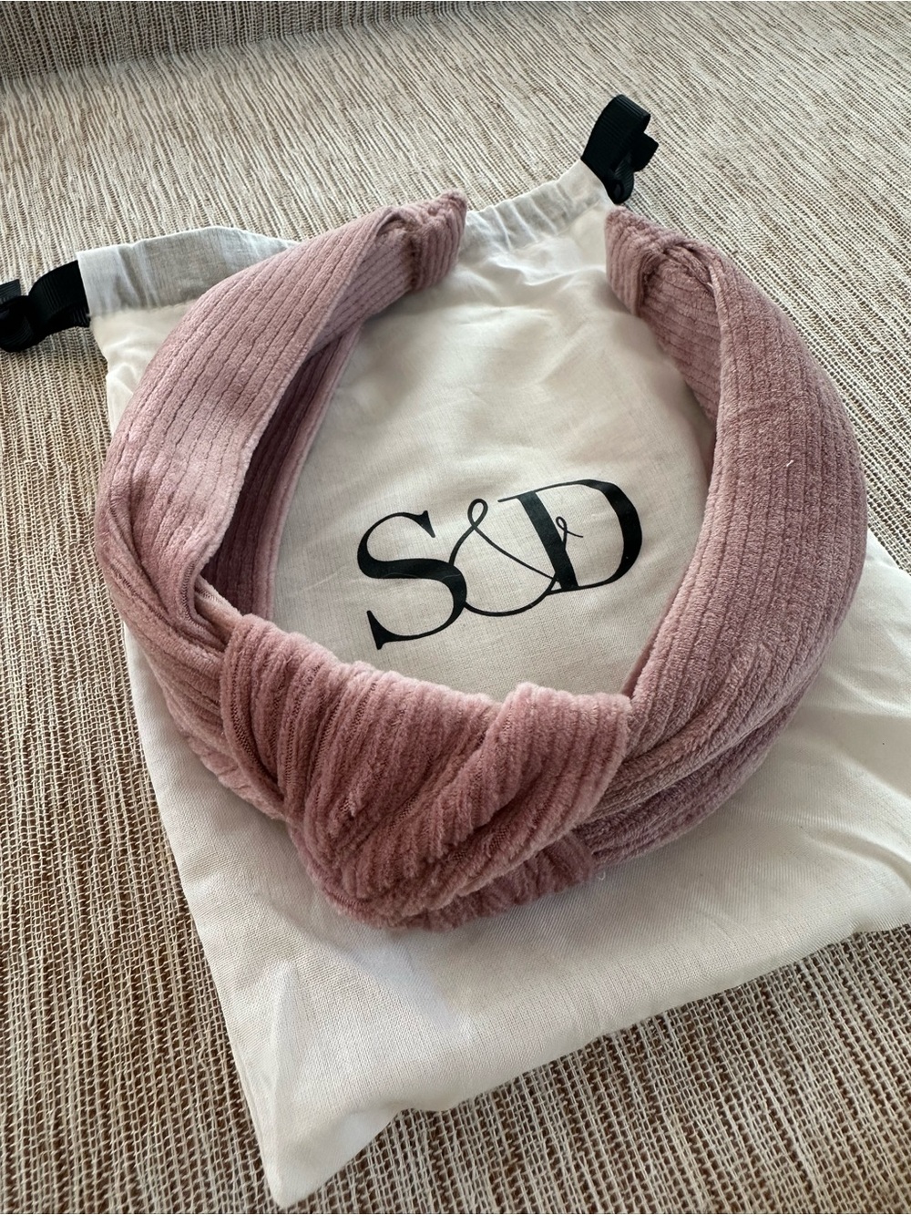 Stella & Dot Ribbed Knot Headband in Dusty Pink